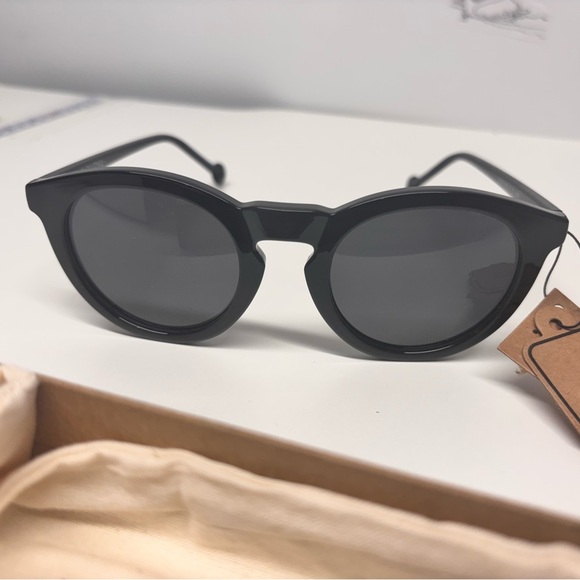 PARAFINA Accessories - Parafina Mar Smoke Grey Sunglasses Eco-Friendly sunglasses